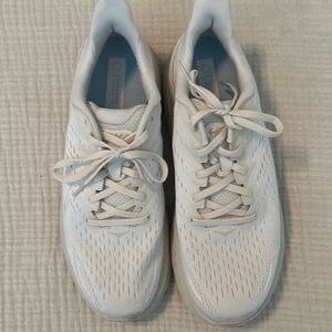 Hoka Clifton 8 cream